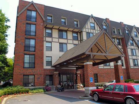 Jobs in Maple Pointe at Rockville Centre Assisted Living - reviews